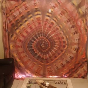 Gigantic tapestry